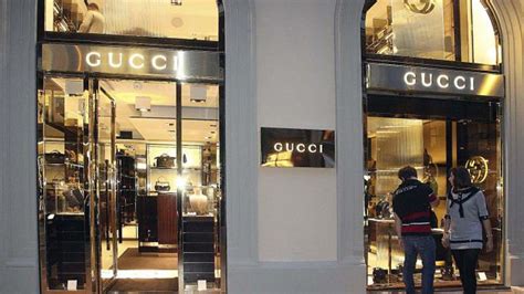 negozio di gucci a brescia|negozio gucci.